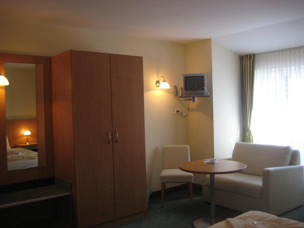 Strandhotel Mirow Zimmer foto